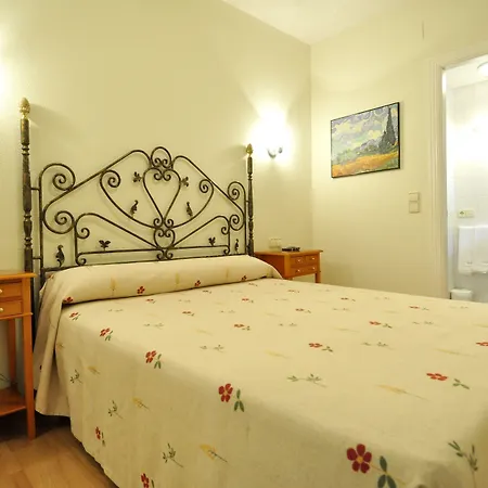 Ξενοδοχείο με διαμερίσματα Aralso Sotillo La Lastrilla